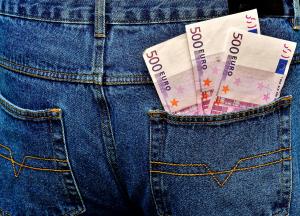 71% dos Títulos em Dólar Fecham no Positivo Apesar de Alta dos Treasuries